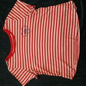Old Navy short sleeve tshirt red and white stripe xl
